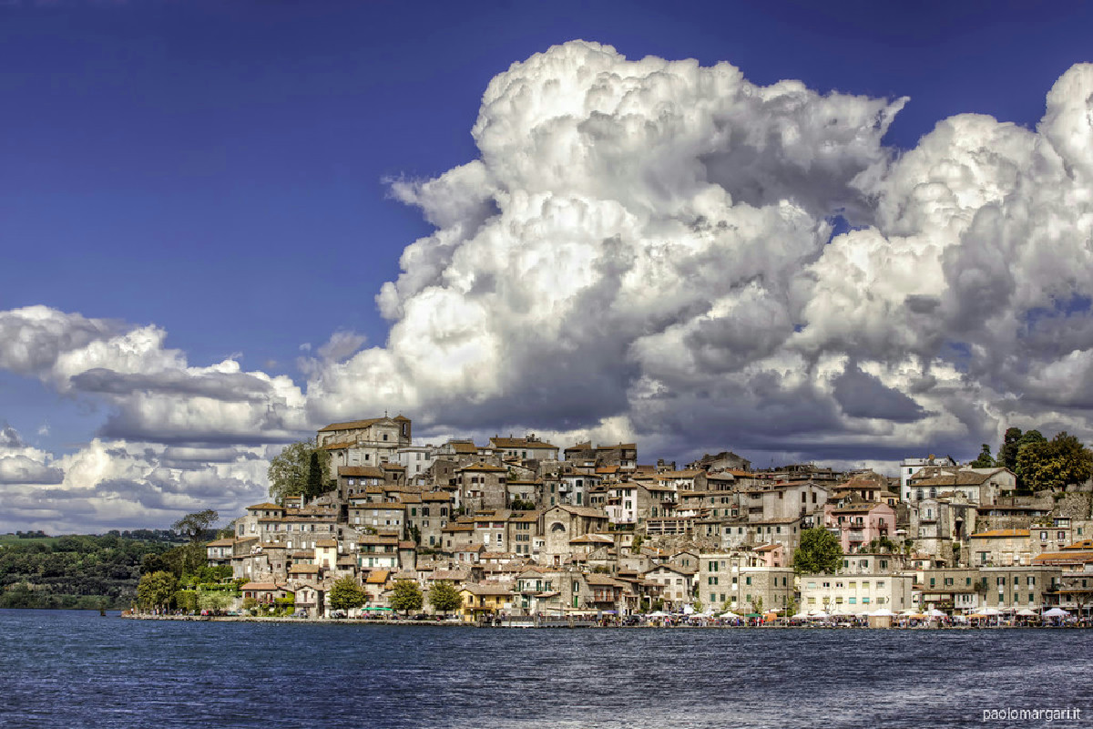 A due passi da Roma c’è un borgo dove antichi anfiteatri raccontano storia e paesaggi senza tempo